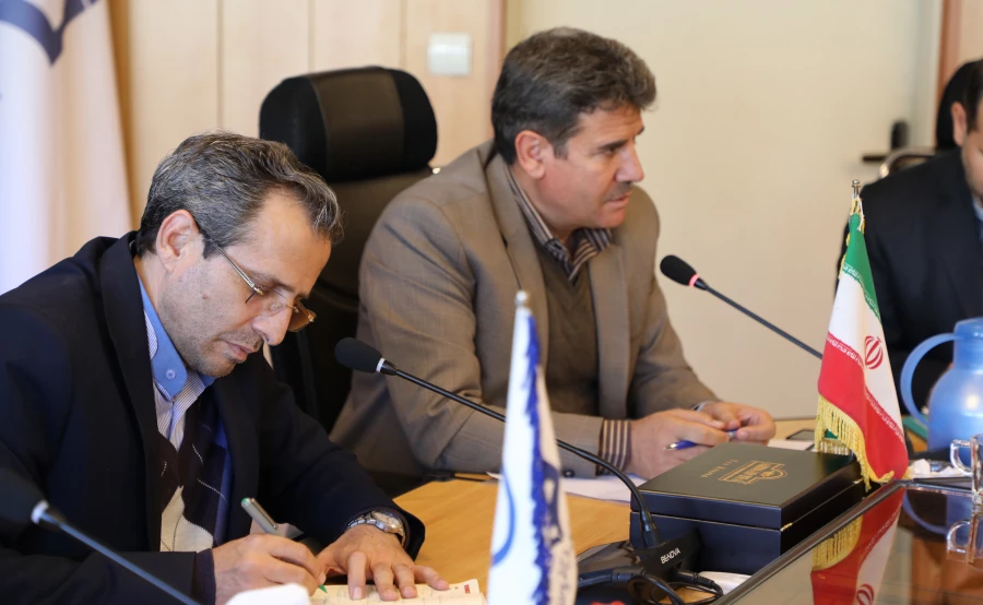 موافقت با پرداخت پژوهانه  اهدایی به اعضای هیات علمی استخدام جدید دانشگاه 2