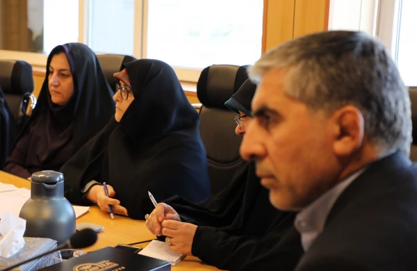 موافقت با پرداخت پژوهانه  اهدایی به اعضای هیات علمی استخدام جدید دانشگاه 4