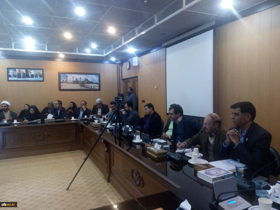 تاکید استاندار فارس درباره تامین زمین مورد نیاز برای  احداث دانشگاه فرهنگیان  استان فارس  6