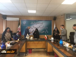 دکتر علی نژاد در جلسه اعضای ستاد عالی دومین جشنواره کشوری ورزش های همگانی دانشجومعلمان سراسر کشور عنوان کرد:

دومین جشنواره ورزش های همگانی با شعار دانشجو معلم، ورزیدگی جسم، نشاط و شادابی 5