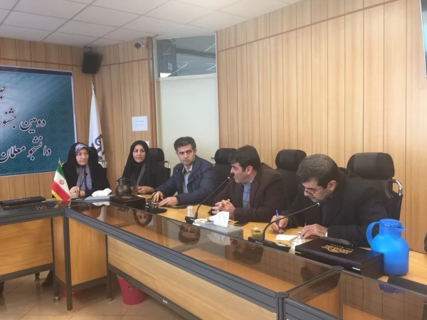 قائم مقام رئیس عالی دومین جشنواره کشوری ورزشهای همگانی در جلسه با اعضای کمیته نظارت بر اجرای دومین جشنواره ورزشی:

اعضای کمیته ها و ناظرین با حضور هوشمندانه خود در نحوه تصمیم گیری و سهولت اجرای برنامه ها نقش موثری دارند
 3