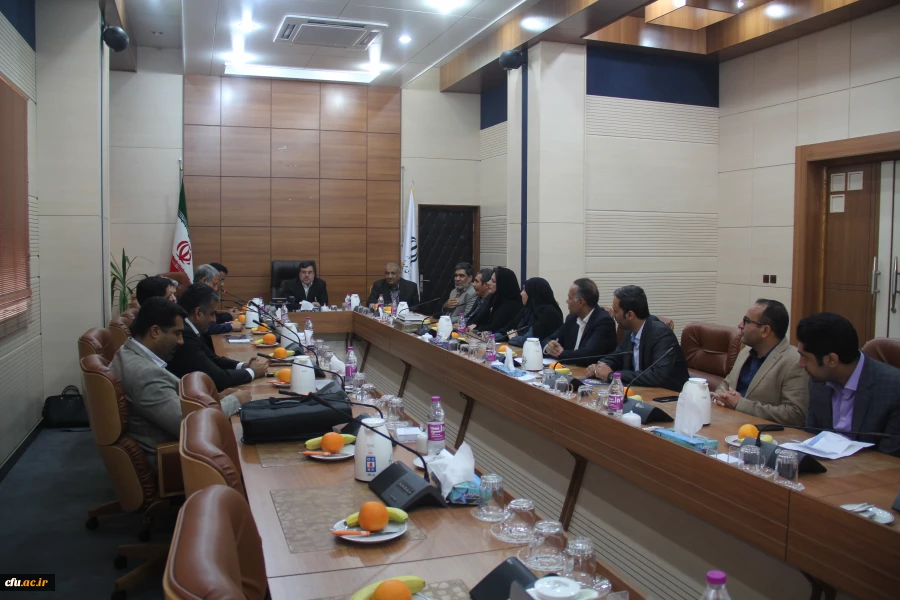 نشست هیات امنای دانشگاه فرهنگیان هرمزگان به ریاست دکتر همتی استاندار هرمزگان
 2