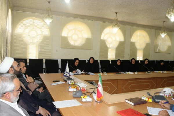 چهل و یکمین جلسه شورای فرهنگی دانشگاه فرهنگیان استان یزد برگزار شد
 7