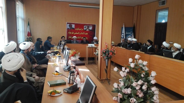 دکتر انصاری راد در مراسم تکریم و معارفه مسئول نهاد نمایندگی مقام معظم رهبری در استان تهران:
تحقق تربیت سیاسی، اجتماعی، فرهنگی و دینی دانشجومعلمان در گروِ همکاری و همیاری با نهادهای انقلابی