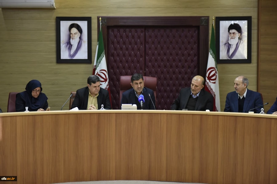 دکتر خنیفر در سومین جلسه هیئت امناء دانشگاه فرهنگیان البرز:

ضرورت توجه و تاکید بر نظام تعلیم و تربیت و نظام آموزش عمومی برای موفقیت کشور 8