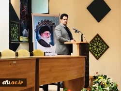 دکتر روشندل معاون آموزشی وتحصیلات تکمیلی دانشگاه فرهنگیان:
نشست مدیران گروه سرآغاز فعالیتی بزرگ ،مبارک و علمی در راستای اعتلای جایگاه دانشگاه فرهنگیان است.