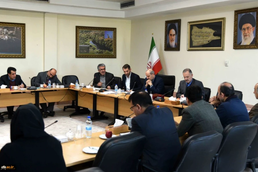 استاندار گلستان در جلسه کمیته استانی هیأت امنای دانشگاه فرهنگیان استان گلستان:
اگر آموزش و پرورش و دانشگاه فرهنگیان خوب کار کنند، می توانند تحولات بنیادین و مهمی را در جامعه ایجاد کنند. 3