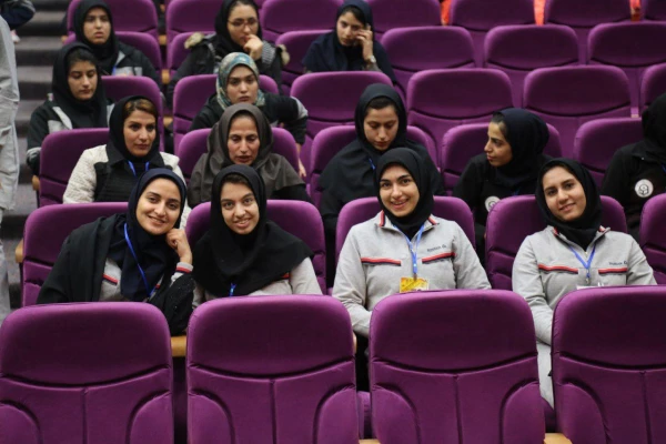 جشنواره شور و نشاط معلمی دختران سرزمین ایران با معرفی و تقدیر  از رتبه های برتر دومین جشنواره ورزش های همگانی به کار خود پایان داد 3