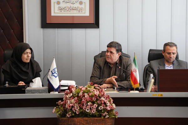 در دومین جلسه شورای سیاستگذاری پنجمین همایش ملی تربیت معلم صورت گرفت:

 تبادل تفاهم نامه همکاری های علمی پژوهشی میان دانشگاه فرهنگیان و دانشگاه تهران 3