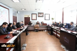 در دومین جلسه شورای سیاستگذاری پنجمین همایش ملی تربیت معلم صورت گرفت:

 تبادل تفاهم نامه همکاری های علمی پژوهشی میان دانشگاه فرهنگیان و دانشگاه تهران 6