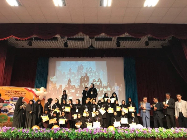 دکتر علی نژاد در اختتامیه بزرگترین جشنواره ورزشی دختران سراسر کشور:

ایجاد شور و نشاط ورزشی در معلمان آینده 8