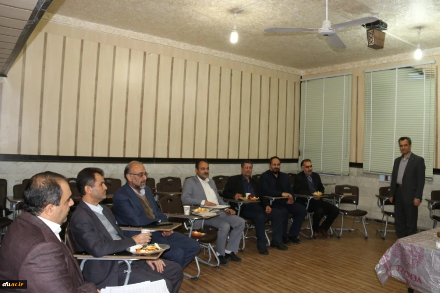 برگزاری نشست اعضای گرو ه های آموزشی استان یزد
 9