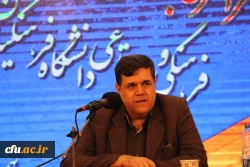 رییس دانشگاه فرهنگیان در آیین آغازین گردهمایی رویش پسر بیان کرد:

بزرگترین هنر و جشنواره رویش در دوره دفاع مقدس اتفاق افتاد 3