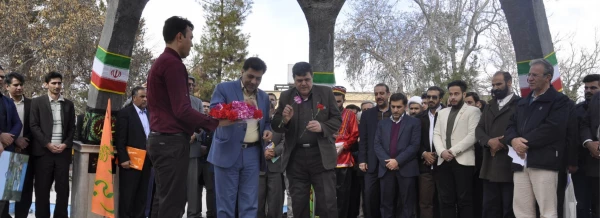 آغاز چهارمین گردهمایی سراسری دانشجومعلمان برادر دانشگاه فرهنگیان (رویش)
 2