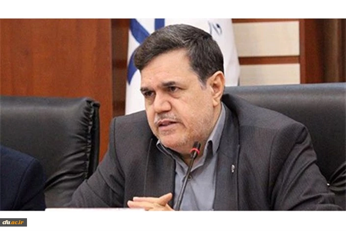 حسین خنیفر، رئیس دانشگاه فرهنگیان در گفتگو با "دیدارنیوز":

استخدام پیمانی دانشجومعلمان خودزنی است 2