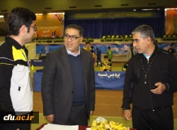 دکتر پرویز انصاری راد سرپرست مدیریت پردیس های استان تهران در آیین افتتاحیه دومین جشنواره ورزش های همگانی دانشجومعلمان پسر سراسر کشور

دانشجو معلمان بایددر کنار کسب علم به ورزش نیز بپردازند 2