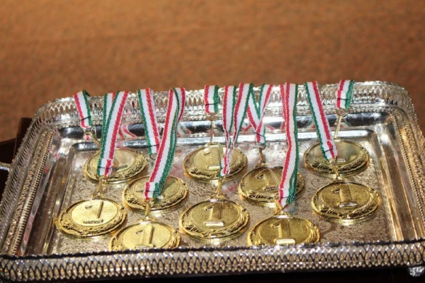 با معرفی استان های برگزیده در بخش دانشجومعلمان پسر:

دومین جشنواره ورزش های همگانی دانشجو معلمان دانشگاه فرهنگیان به پایان رسید. 2