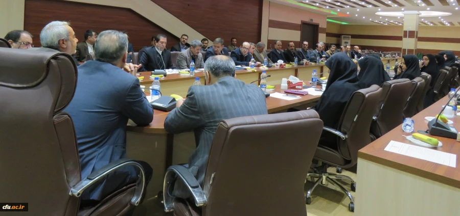 نشست تخصصی با مدیران مدارس مجری کاروزی استان آذربایجان شرقی