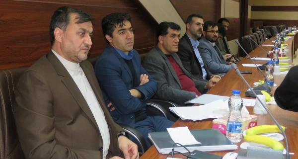 نشست تخصصی با مدیران مدارس مجری کاروزی استان آذربایجان شرقی