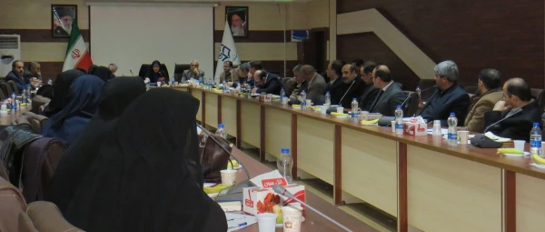 نشست تخصصی با مدیران مدارس مجری کاروزی استان آذربایجان شرقی