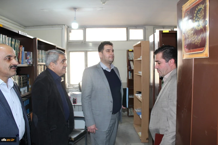 دیدارصمیمی دکتر روشندل معاون آموزشی وتحصیلات تکمیلی دانشگاه فرهنگیان کشور بااعضای هیئت علمی دانشگاه فرهنگیان استان قزوین 12