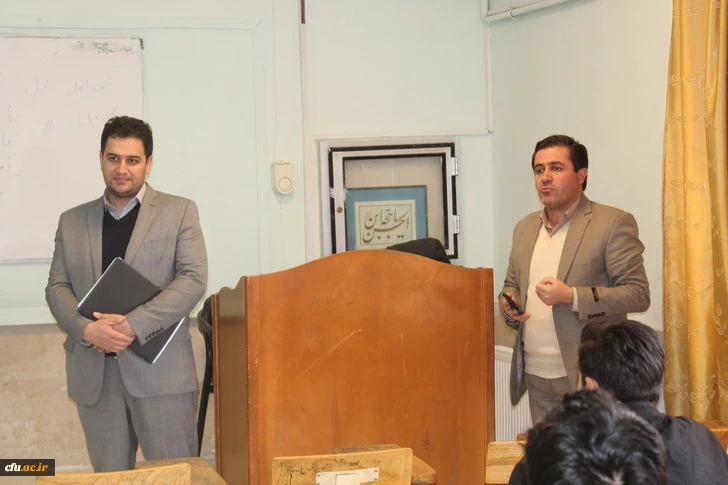 دیدارصمیمی دکتر روشندل معاون آموزشی وتحصیلات تکمیلی دانشگاه فرهنگیان کشور بااعضای هیئت علمی دانشگاه فرهنگیان استان قزوین 14