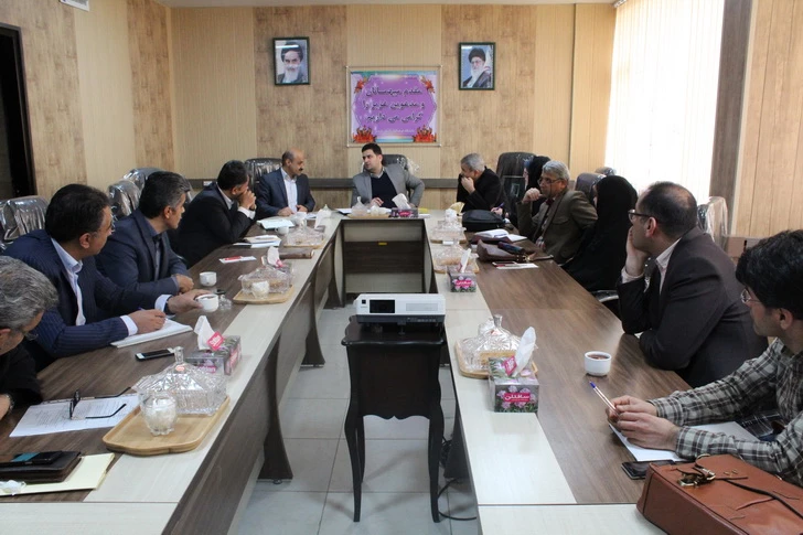 دیدارصمیمی دکتر روشندل معاون آموزشی وتحصیلات تکمیلی دانشگاه فرهنگیان کشور بااعضای هیئت علمی دانشگاه فرهنگیان استان قزوین 2