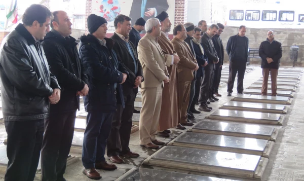 حضور در گلزار شهدا تبریز و تجدید پیمان با آرمان های بلند انقلاب اسلامی