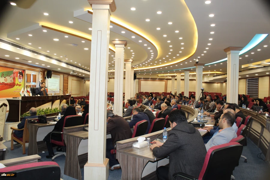 دکتر محمد پور در افتتاحیه دوره توان افزایی سرپرستان شبانه روزی جدید الانتصاب:

سرپرستان شبانه روزی می توانند در جهت رشد علمی، تربیت معنوی و حرفه‎ای دانشجومعلمان گام اساسی بردارند. 9