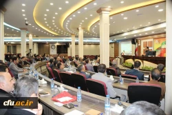  محمد پور در افتتاحیه دوره توان افزایی سرپرستان شبانه روزی جدید الانتصاب:

سرپرستان شبانه روزی می توانند در جهت رشد علمی، تربیت معنوی و حرفهای دانشجومعلمان گام اساسی بردارند. 4