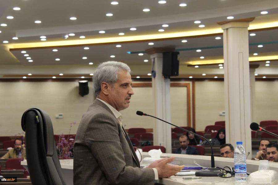 مدیر کل برنامه ریزی، خدمات و رفاه دانشجویی در افتتاحیه دوره توان افزایی سرپرستان شبانه روزی جدید الانتصاب عنوان کرد:

بهره مندی مطلوب از پتانسیل فرصت و انرژی جوانی در جهت امور تربیتی 4