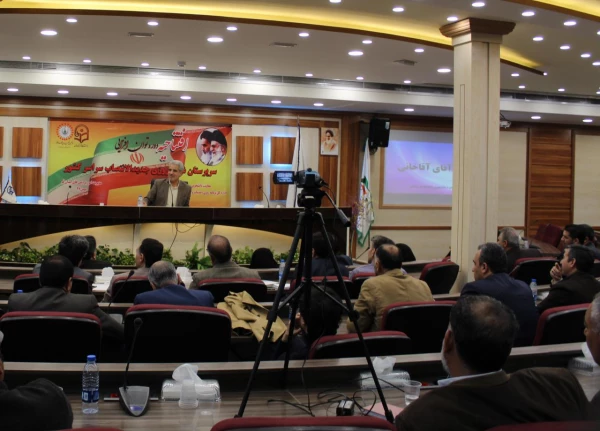 مدیر کل برنامه ریزی، خدمات و رفاه دانشجویی در افتتاحیه دوره توان افزایی سرپرستان شبانه روزی جدید الانتصاب:

استفاده مطلوب از پتانسیل های  فرصت و انرژی جوانی در جهت تعمیق تربیت و پرورش دانشجومعلمان 2