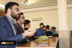 نشست صمیمی دکتررضایی رئیس گروه مطالعات فرهنگی دانشگاه فرهنگیان بامسئولین کانونها وتشکل های دانشجویی دانشگاه فرهنگیان استان قزوین 7