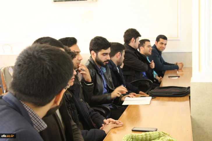 نشست صمیمی دکتررضایی رئیس گروه مطالعات فرهنگی دانشگاه فرهنگیان بامسئولین کانونها وتشکل های دانشجویی دانشگاه فرهنگیان استان قزوین 9