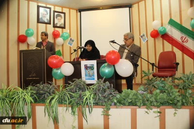 دکتر علی نژاد در نشست صمیمی با سرپرستان سراهای دانشجویی جدید الانتصاب عنوان کرد:  

سرپرستان باید در نقش سراهای دانشجویی مبلغان ادبیات رحمت و امتنان باشند