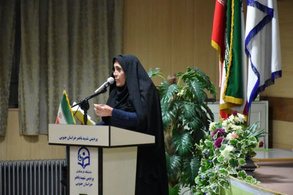 جلسه هم اندیشی اساتید دانشگاه فرهنگیان خراسان جنوبی با محوریت ارتقا کیفیت آموزش برگزار شد 4