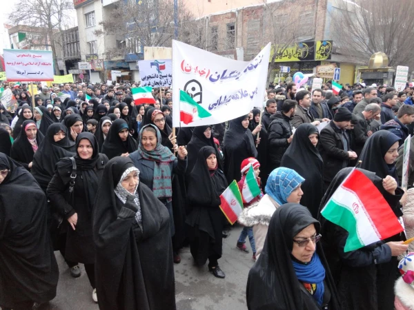 شرکت گسترده مسئولین، اساتید و کارکنان دانشگاه فرهنگیان استان آذربایجان غربی در راهپیمایی 22 بهمن سال 97 8