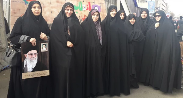 حضور مدیریت،اساتید،کارکنان و دانشجو معلمان آذربایجان شرقی در راهپیمایی یوم الله 22 بهمن