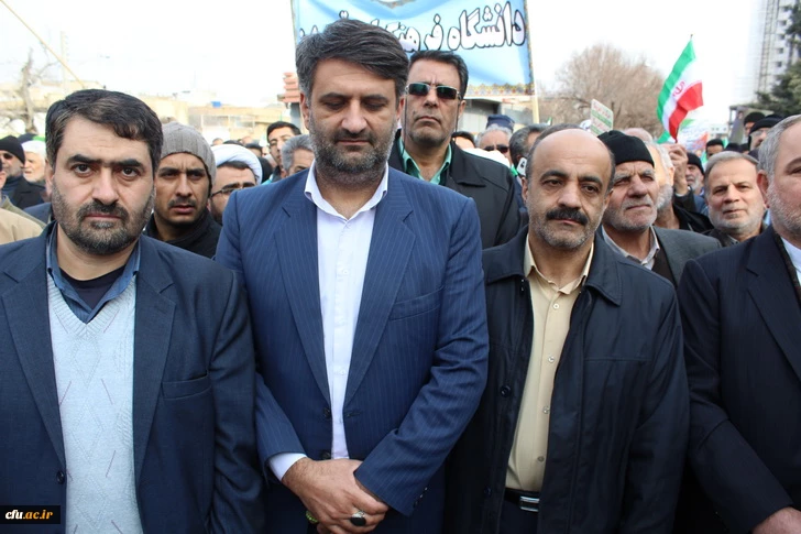 شرکت گسترده وپرشور مسئولین،کارکنان ودانشجویان دانشگاه فرهنگیان استان قزوین درراهپیمایی یوم الله 22بهمن 97 2