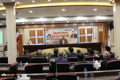 در اختتامیه دوره توان افزایی سرپرستان شبانه روزی جدید الانتصاب:

تجلیل از نفرات برگزیده در کسب نمره  برتر آزمون ورودی سرپرستان شبانه روزی