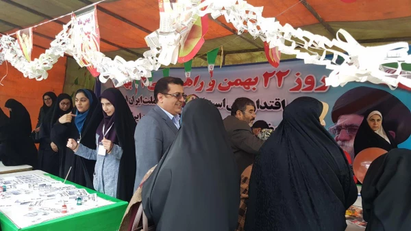 حضور پرشور دانشجویان و اساتید و کارکنان دانشگاه فرهنگیان استان مازندران در راهپیمایی 22 بهمن1397