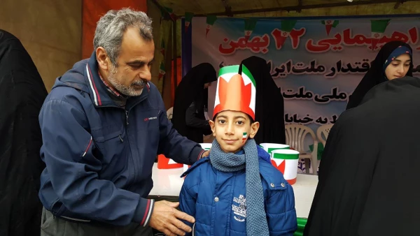 حضور پرشور دانشجویان و اساتید و کارکنان دانشگاه فرهنگیان استان مازندران در راهپیمایی 22 بهمن1397