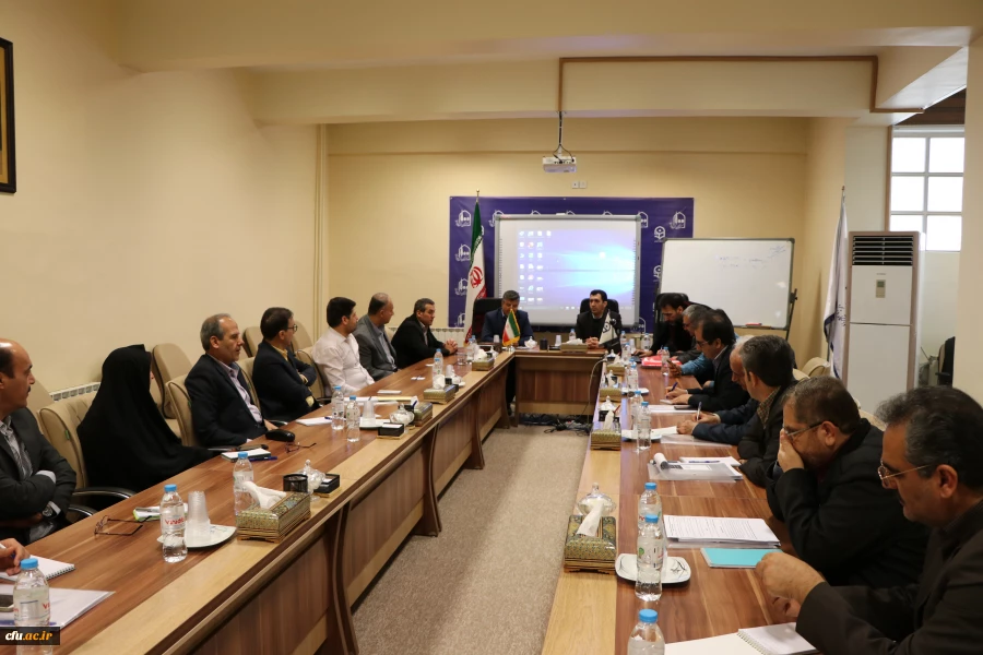 سرپرست دانشگاه فرهنگیان استان اصفهان در دوره آموزشی ،کارگاهی برنامه ریزی امور عمرانی و بودجه:

دوره های آموزشی برای بدنه دانشگاه فرهنگیان مفیداست