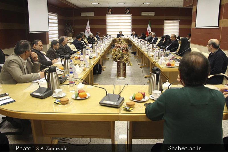 حضور دکتر علی نژاد در نشست  معاونین دانشجویی دانشگاه های منطقه یک کشور در دانشگاه شاهد  4