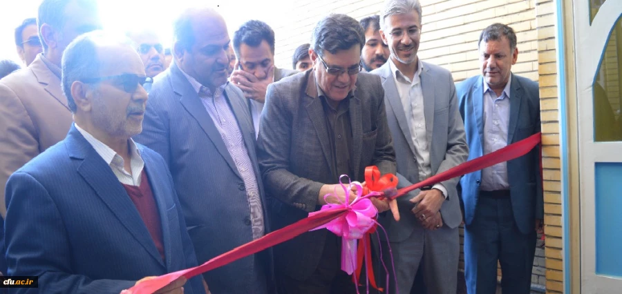 در چهلمین سالگرد پیروزی انقلاب اسلامی انجام شد: 

افتتاح واحد دانشگاهی علی بن مهزیار اروند آبادان 2