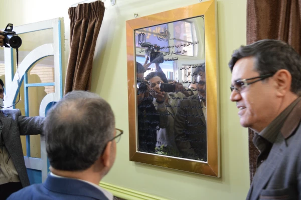 در چهلمین سالگرد پیروزی انقلاب اسلامی انجام شد: 

افتتاح واحد دانشگاهی علی بن مهزیار اروند آبادان 3