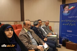 نشست صمیمی اساتید و اعضای هیات علمی با دکتر خنیفر و اعضای هیات رییسه 3