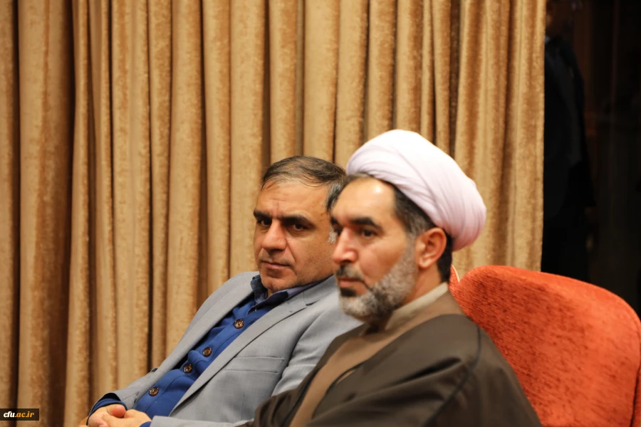 نشست صمیمی اساتید و اعضای هیات علمی با دکتر خنیفر و اعضای هیات رییسه 5