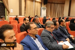 نشست صمیمی اساتید و اعضای هیات علمی با دکتر خنیفر و اعضای هیات رییسه 9