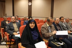 در نشست صمیمی اساتید و  اعضای هیئت علمی با رییس  و اعضای هیئت رئیسه  تاکید کرد:

لزوم بومی سازی آیین نامه و شیوه نامه ترفیع و تعیین تکلیف اساتید متناسب با ویژگی های خاص این دانشگاه 2